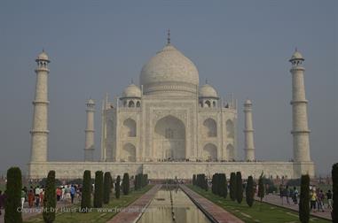 06 Taj_Mahal,_Agra_DSC5627_b_H600